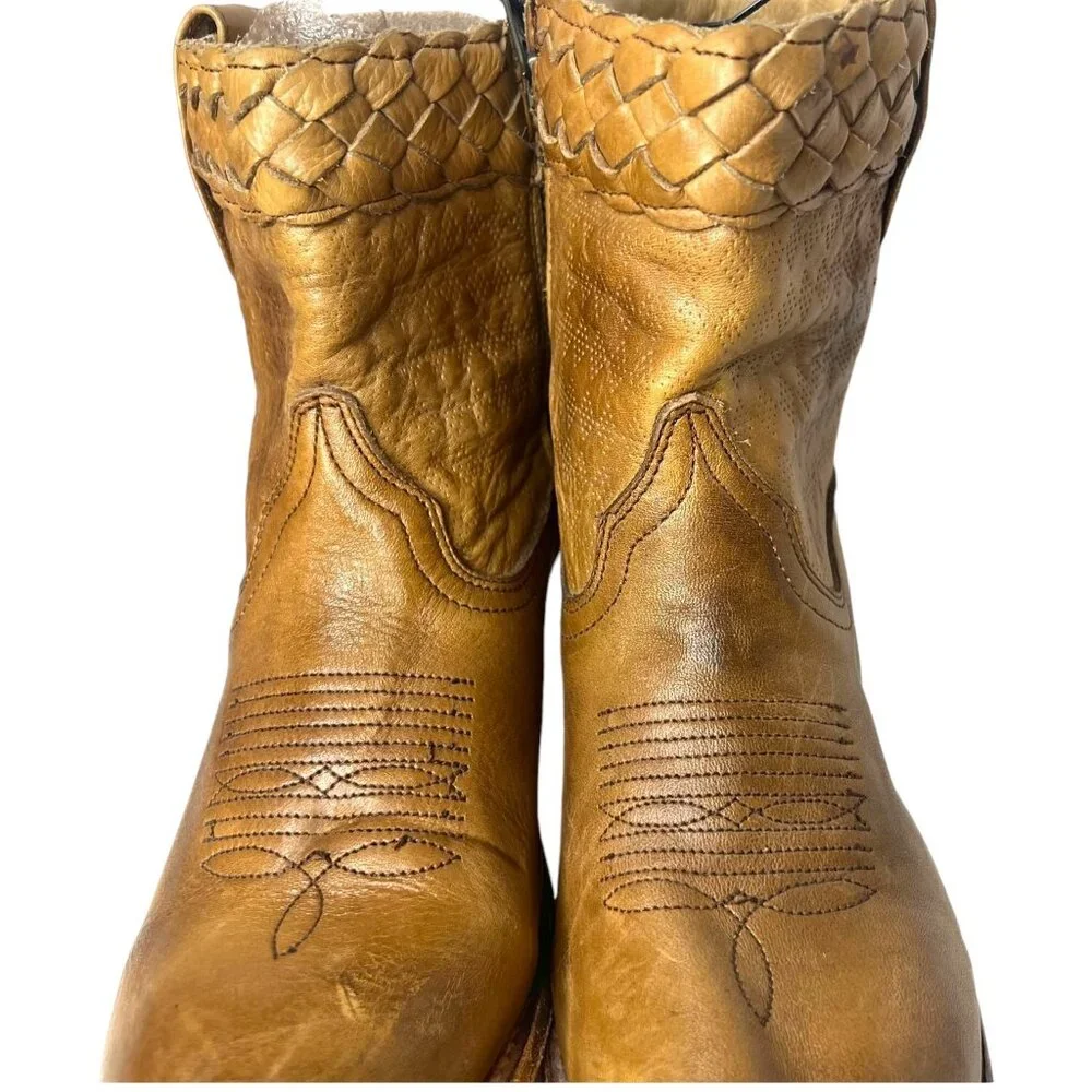 BED STU Cobbler Series Heeled Ankle Boots 9.5 Distressed Western Woven Leather